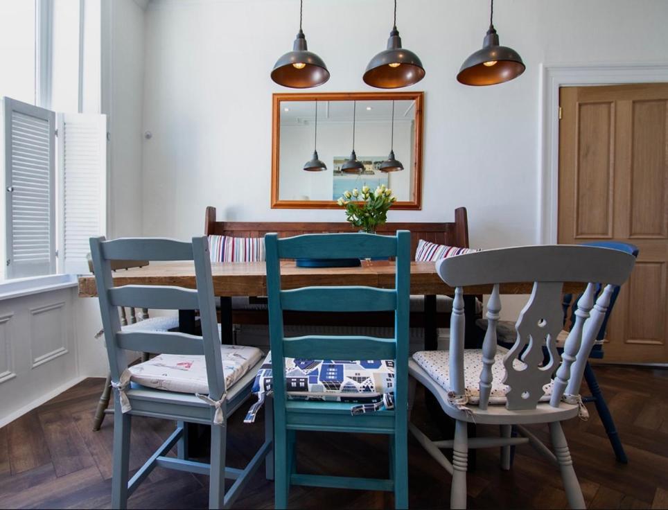 Beach View, 4 Bedroom House Opposite The Sea! Sleeps 10 Sandgate Extérieur photo